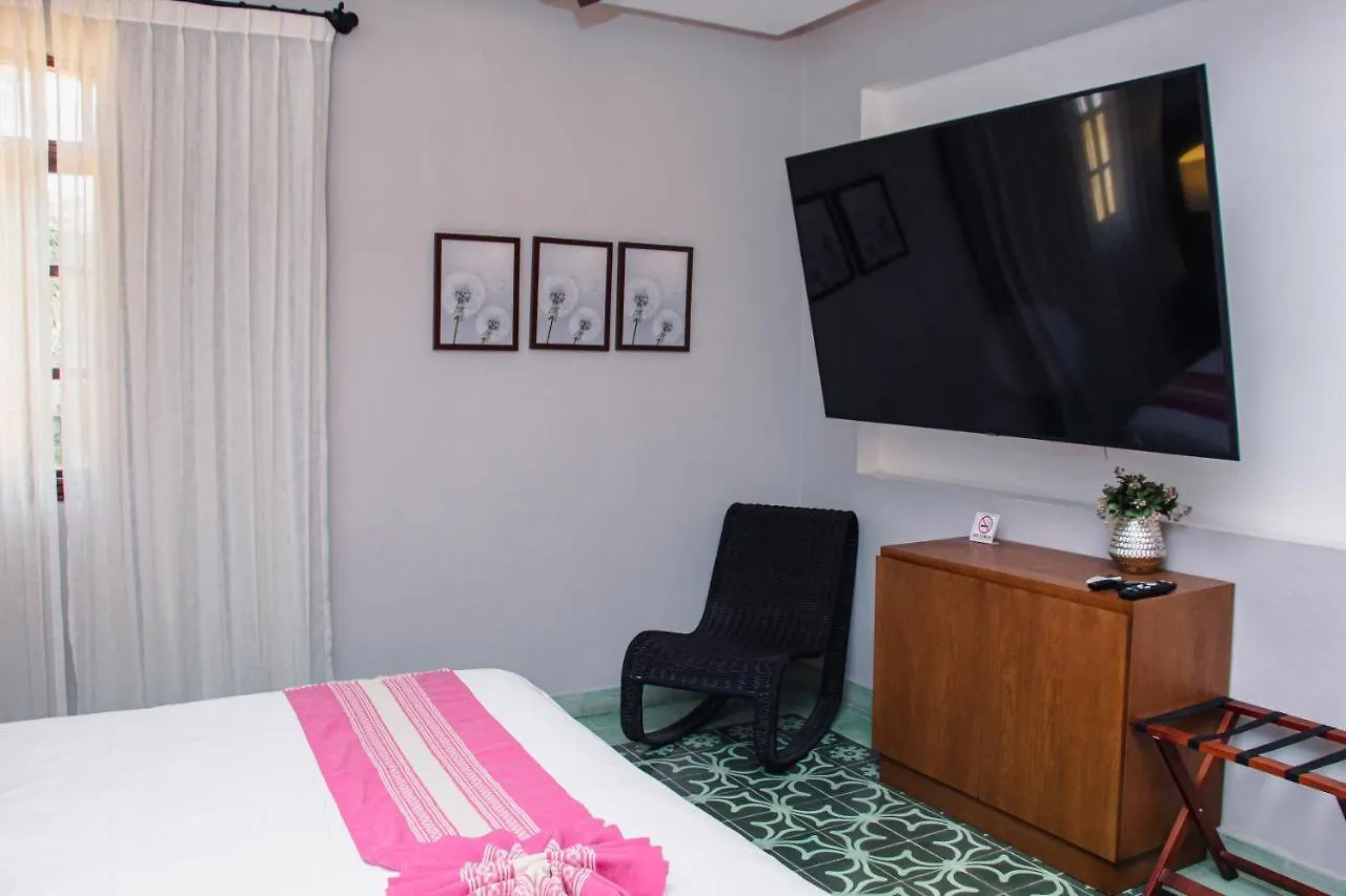 Hotel Marionetas Merida