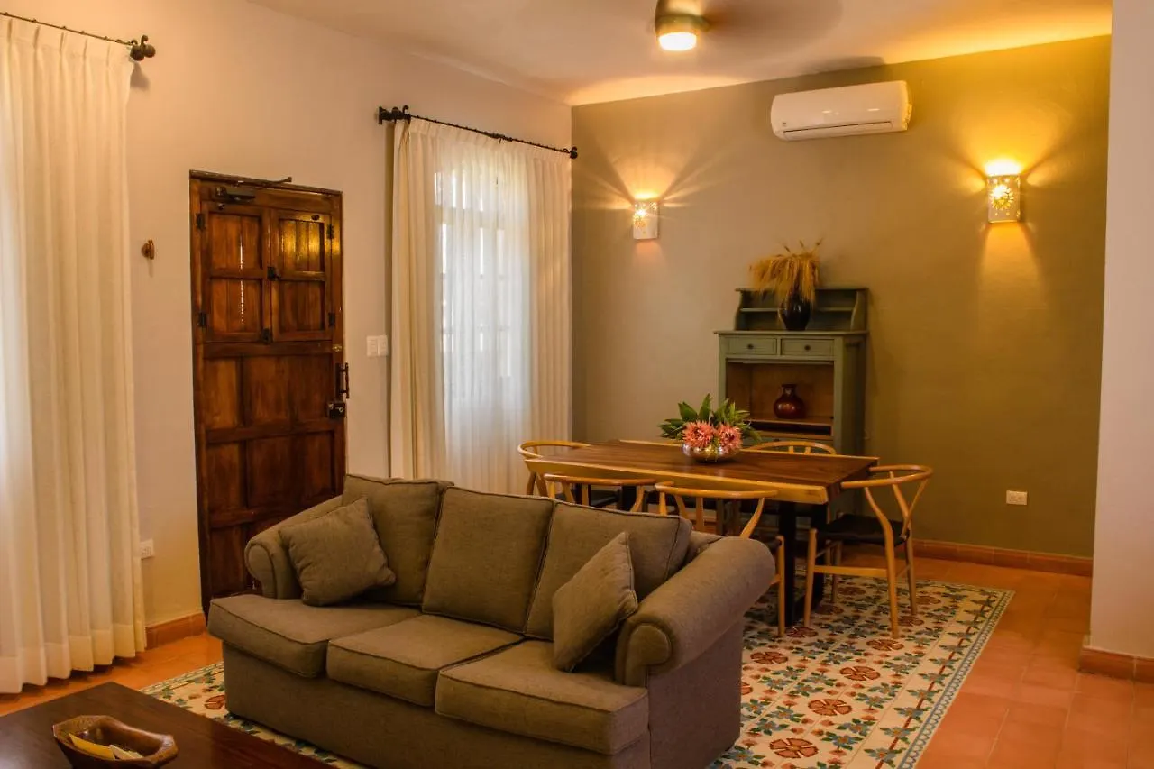 ****  Hotel Marionetas Merida Mexico