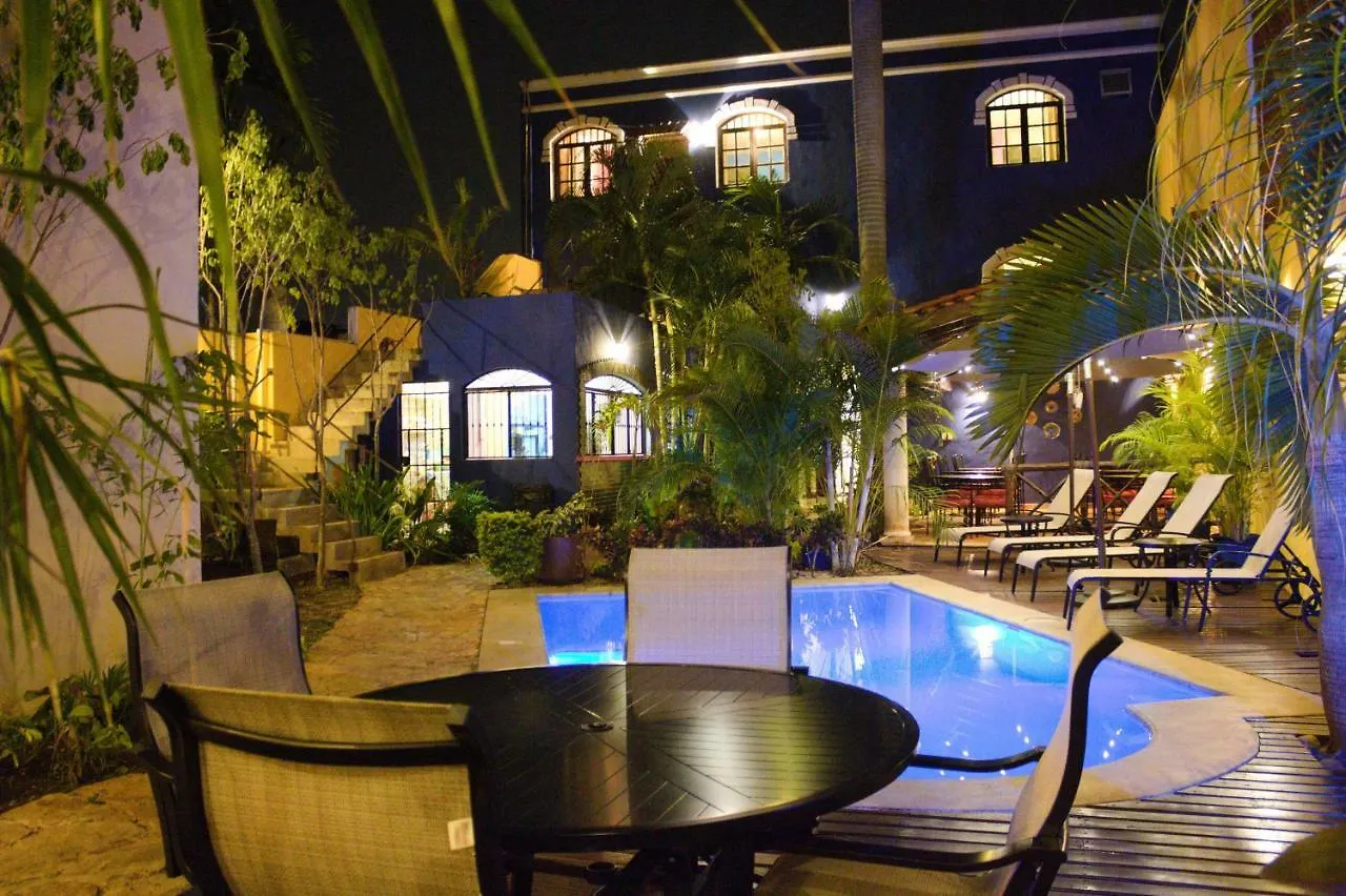 Hotel Marionetas Merida